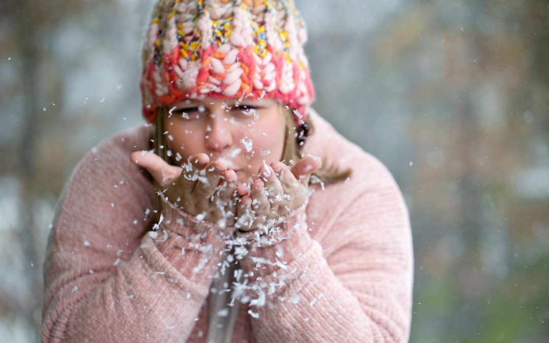 8 Ways to take Portraits in All Weather Without a Studio