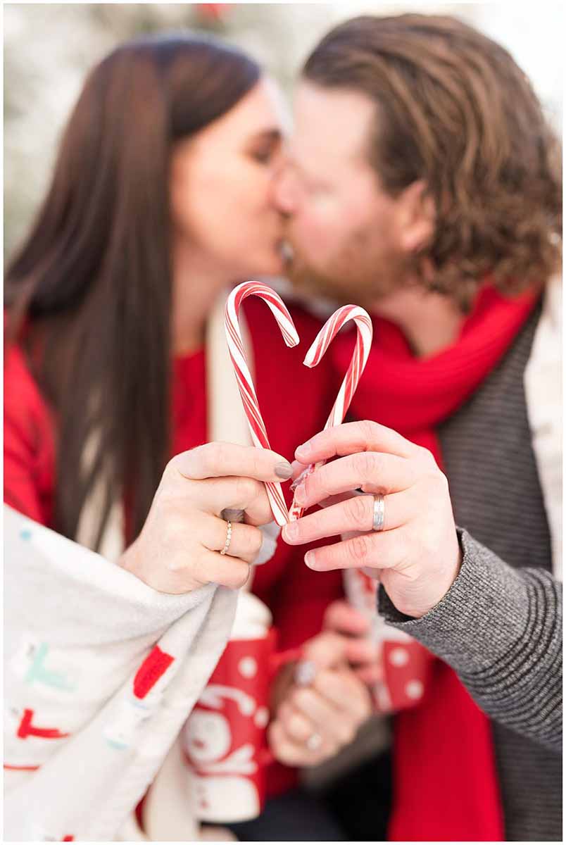 couples Christmas card photo ideas