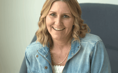 294: How This Mom of 4 and Daycare Owner Made $5,559 from 3 Portrait Sessions After Revamping Her Boutique System